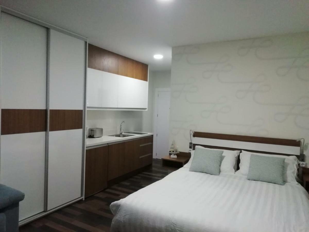 Lukentum Suites Alicante Room photo
